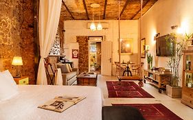 טריאסטה נווה צדק מלון בוטיק